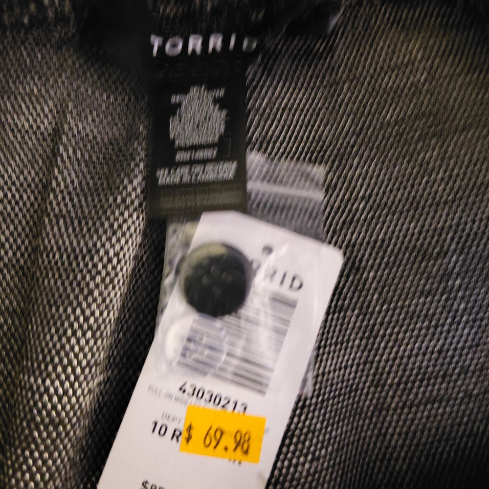 Torrid Black and White Textured Pants - Picture 2 of 5